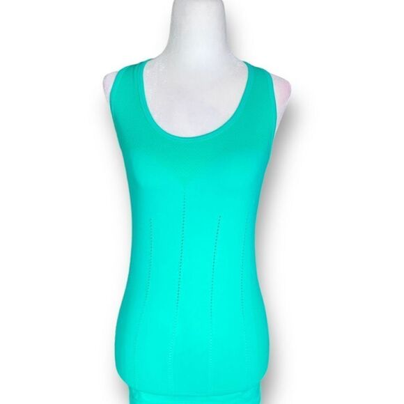 Fabeletics Delta Tank Green Racerback Smooth Operator Yoga Pilates Top Small - Picture 1 of 11